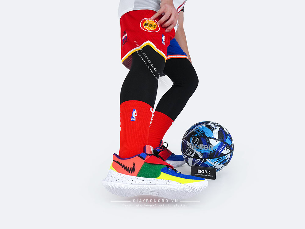 Kyrie Low 3 NY vs NY