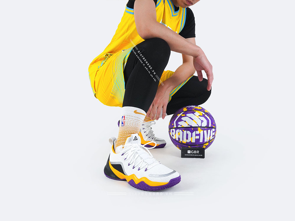 Peak Basketball DA040301