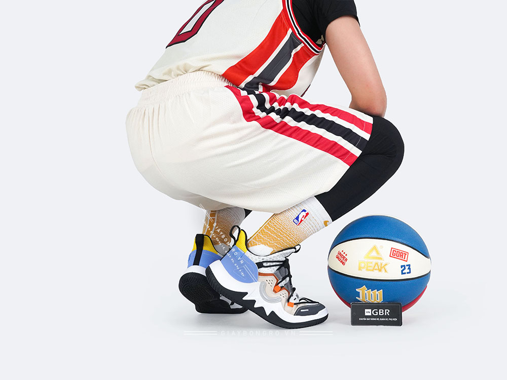 Peak Basketball DA120011