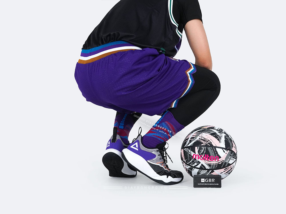 Peak Basketball DA110111 Martin Gray