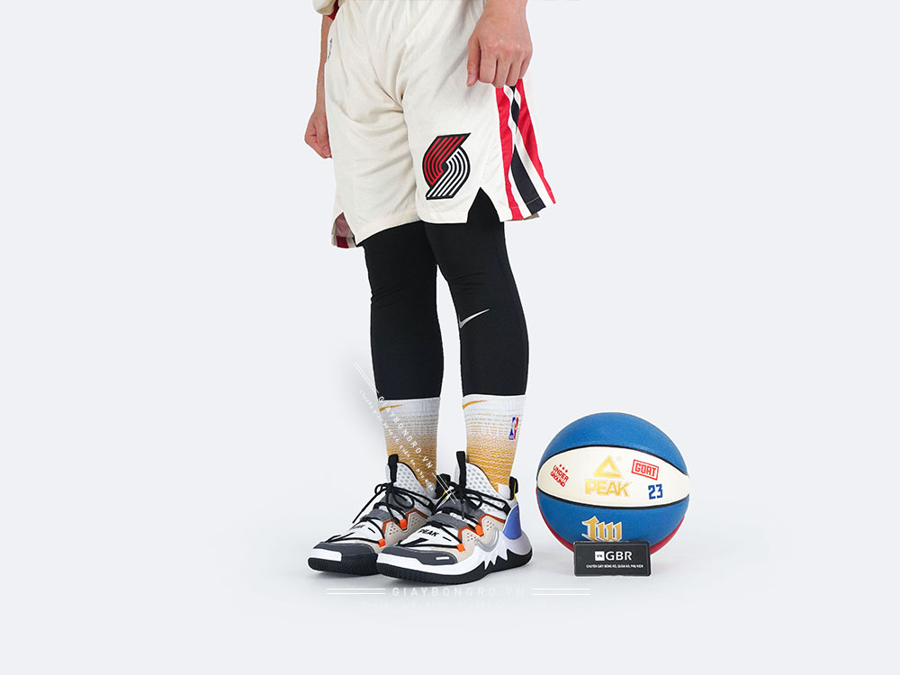 Peak Basketball DA120011