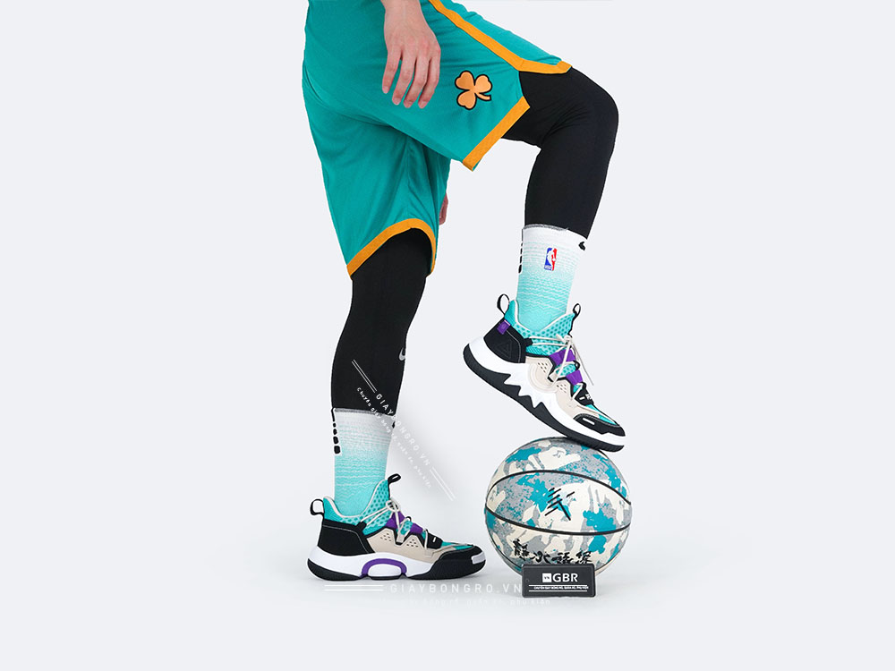 Peak Basketball DA120011