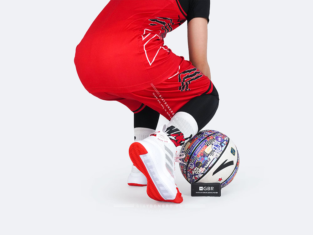 D.Rose 773 Red White