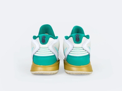 Kyrie 8 x Sue Bird Keep Sue Fresh