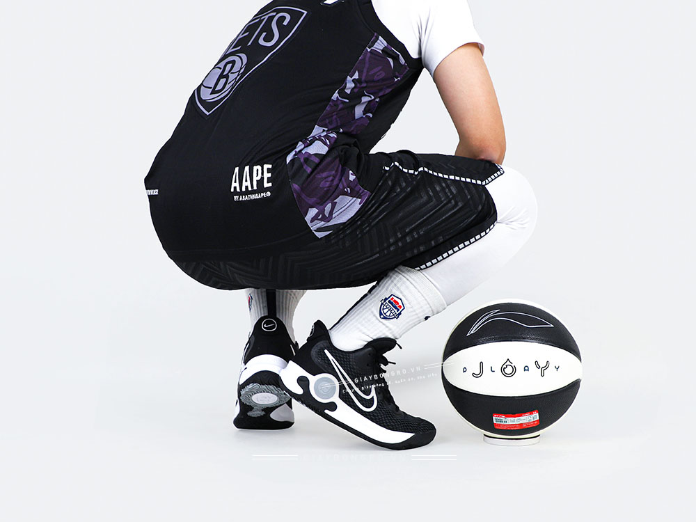 KD Trey 5 IX EP Black White