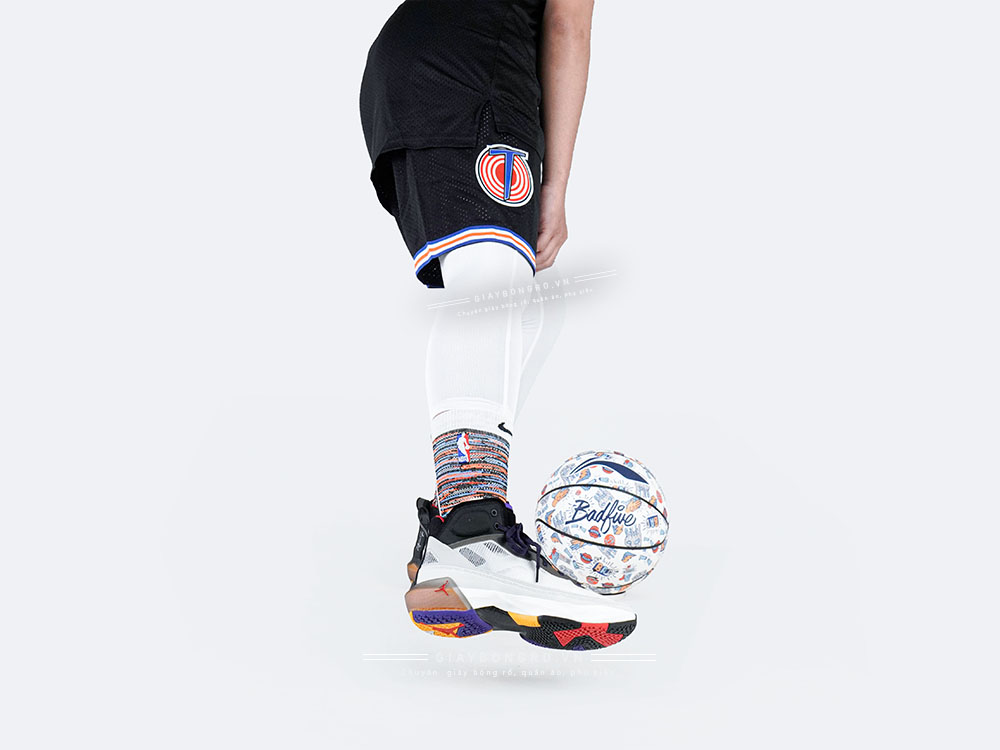 Air Jordan 37 Light Bone Dark Concord