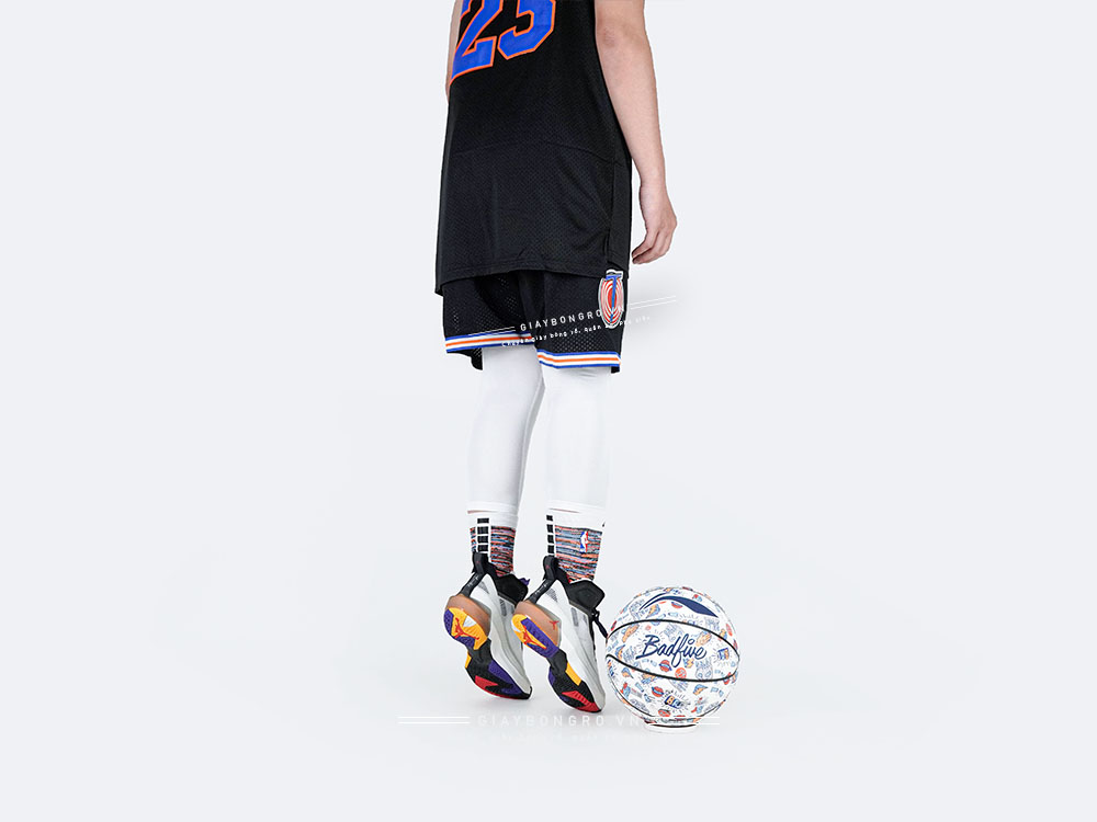 Air Jordan 37 Light Bone Dark Concord