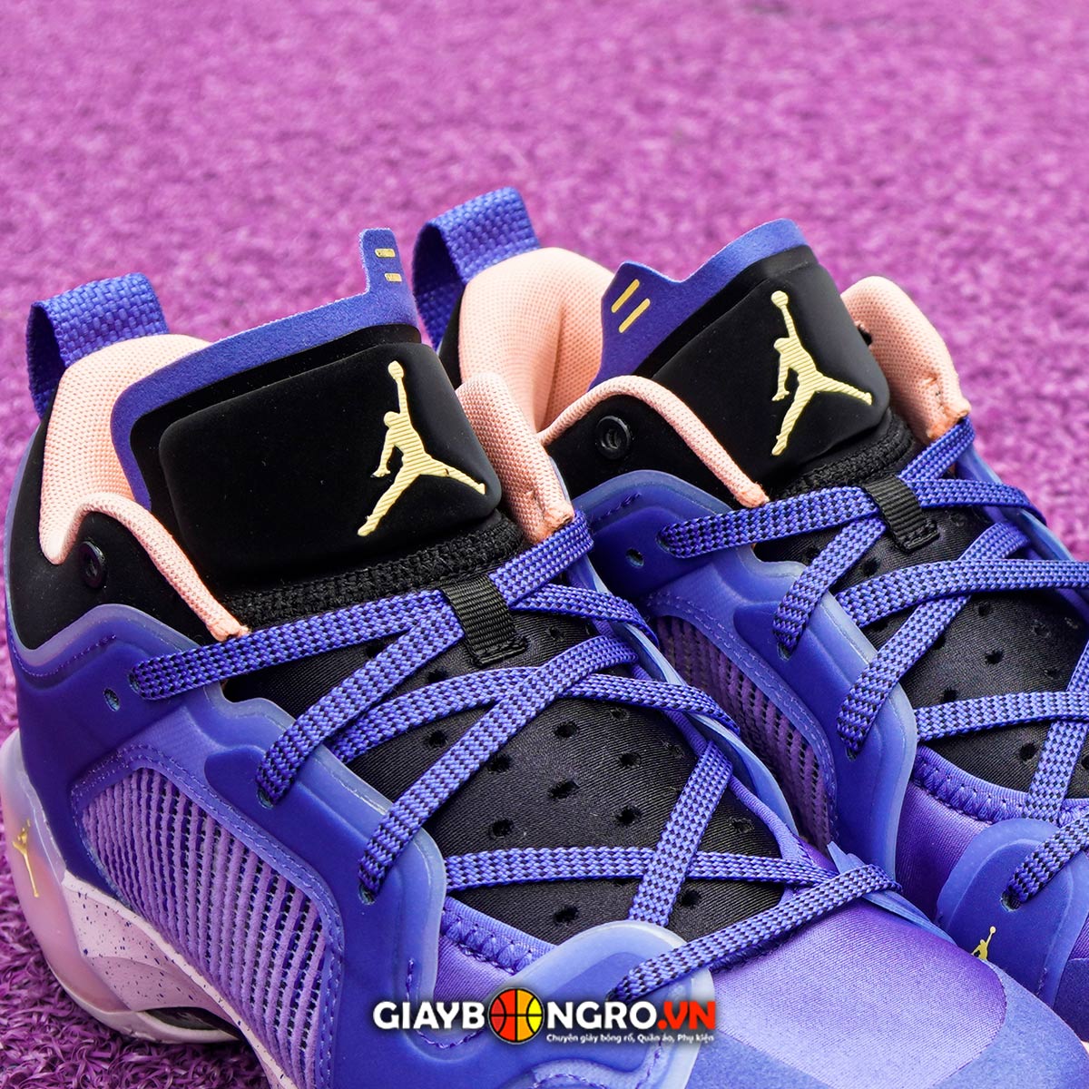 Air Jordan 37 Low Lapis