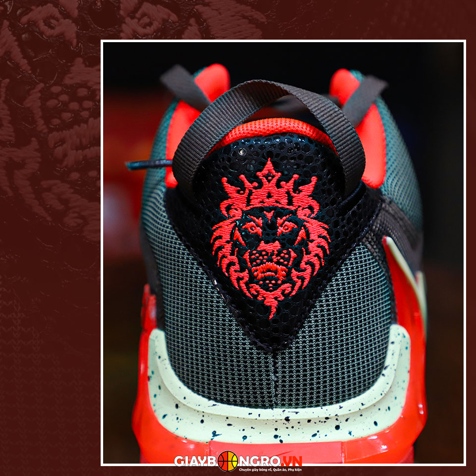 Lebron VII Black Crimson Alligator