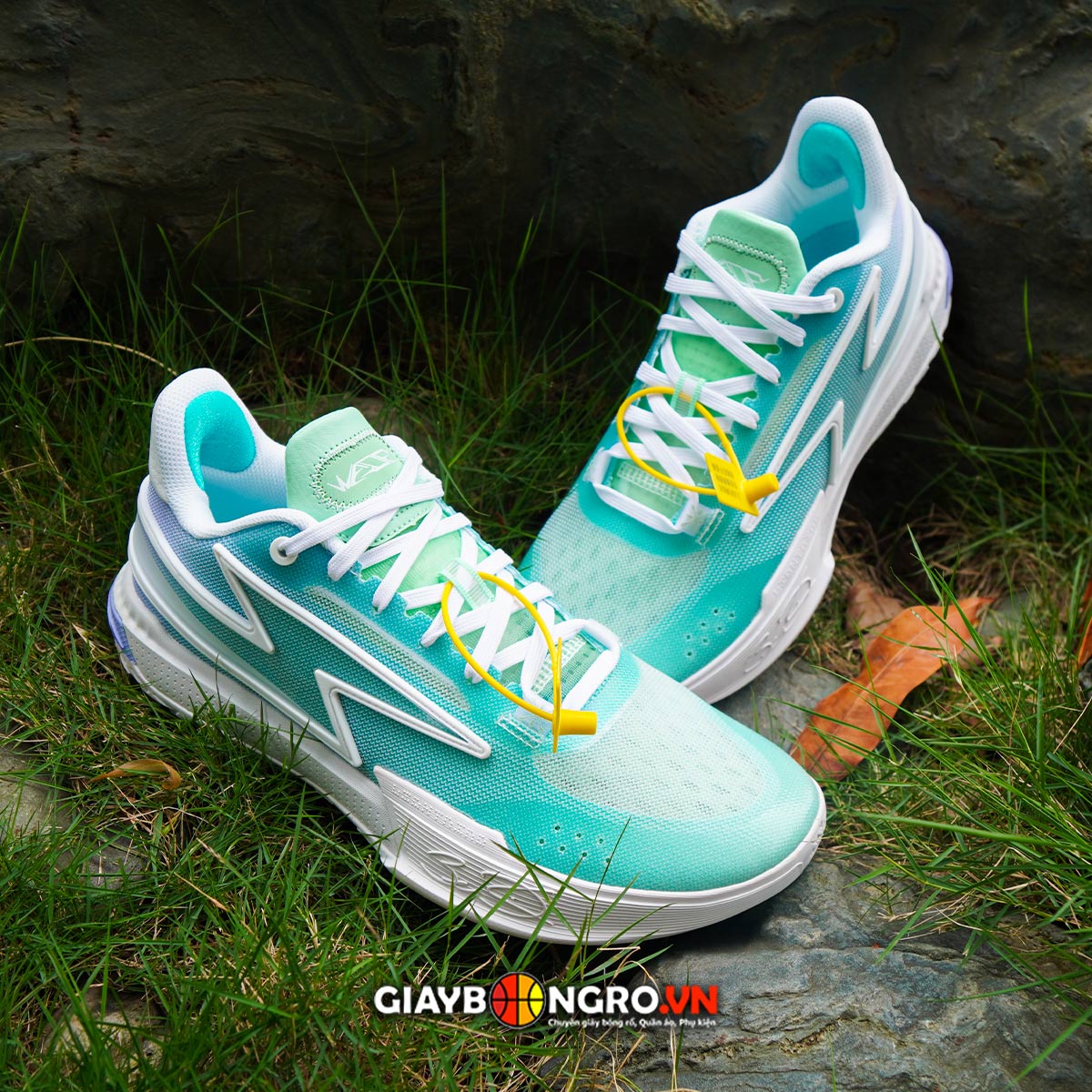 Li-Ning Wade Flash Aurora