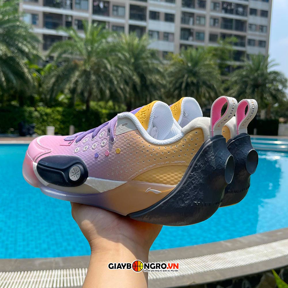 Li-Ning Wade All City 13 Family Love