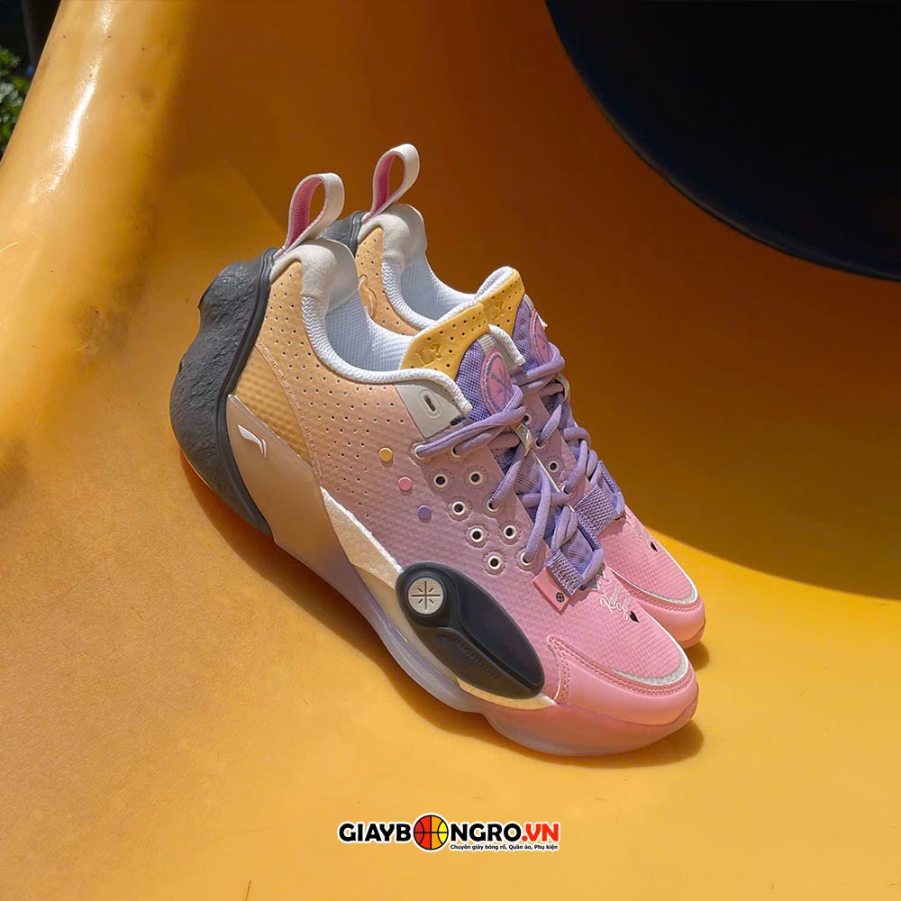 Li-Ning Wade All City 13 Family Love