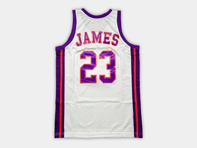 Áo Space Jam