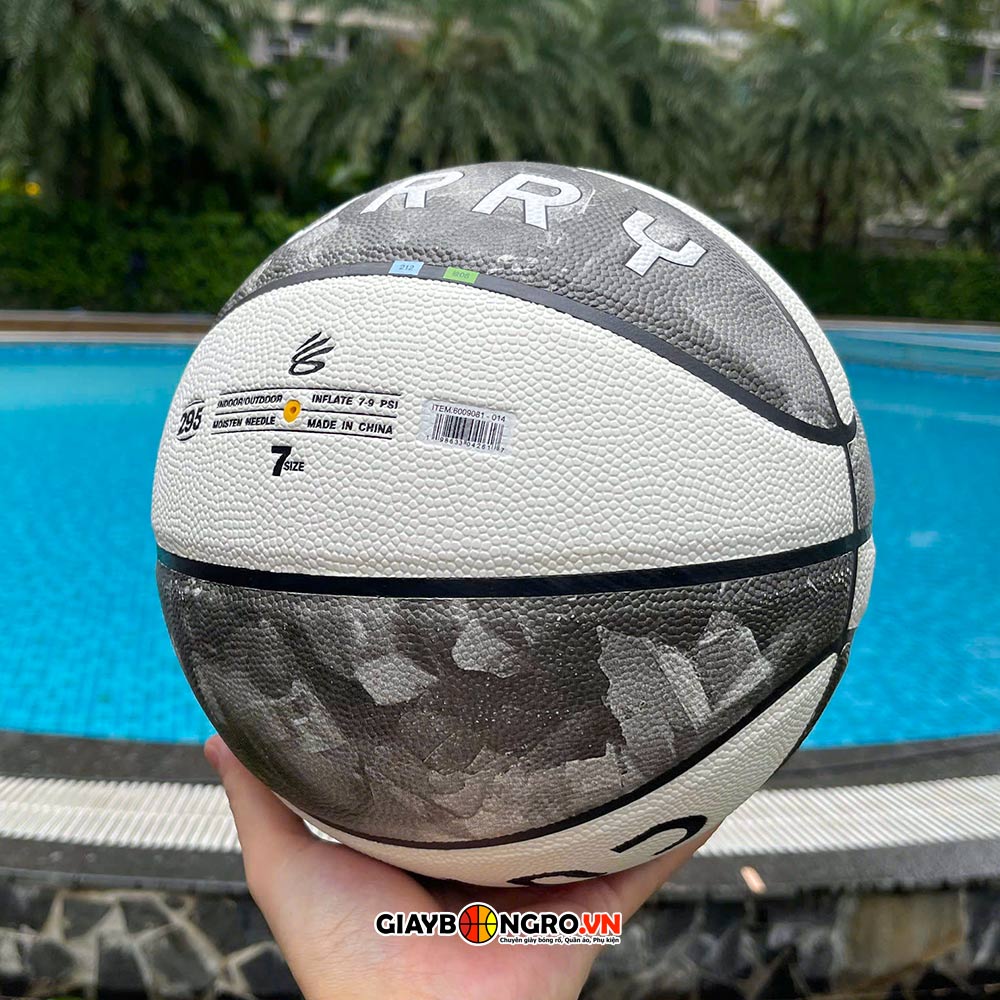 Bóng Da Size 7 UA Curry