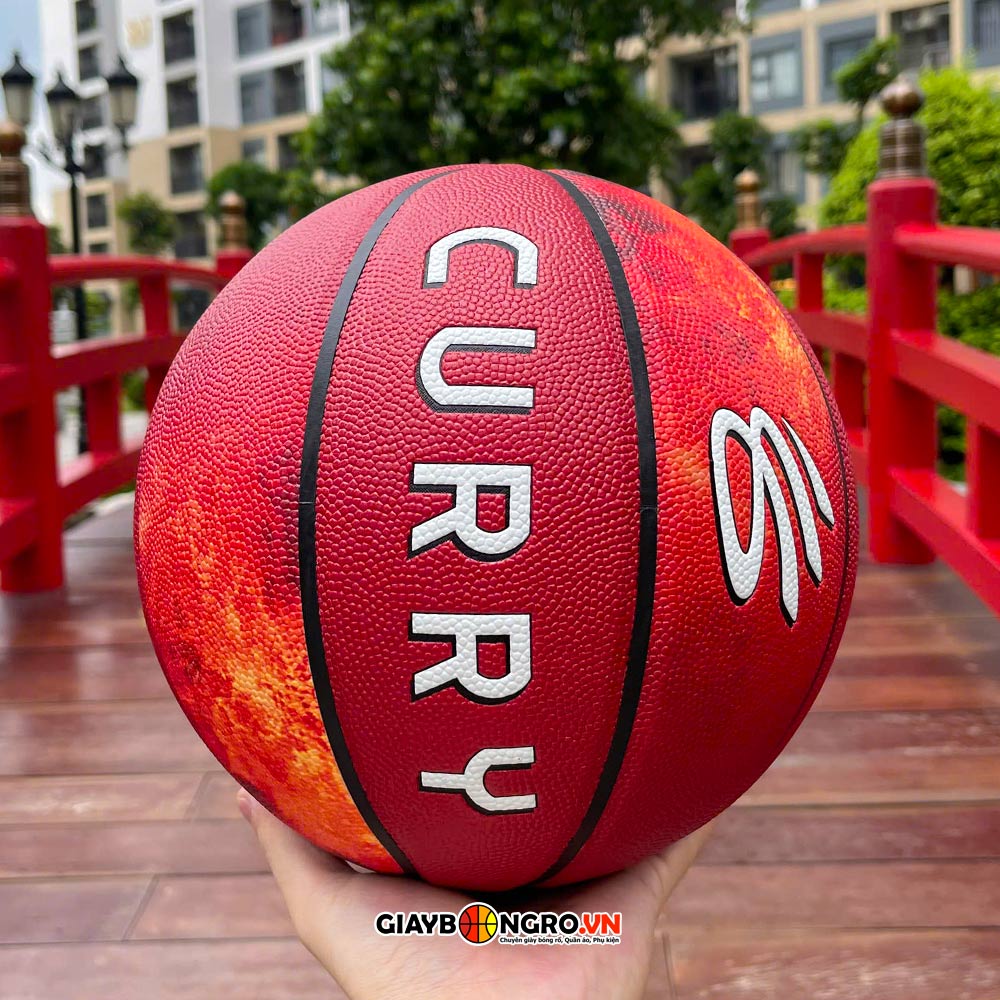 Bóng Da Size 7 UA Curry