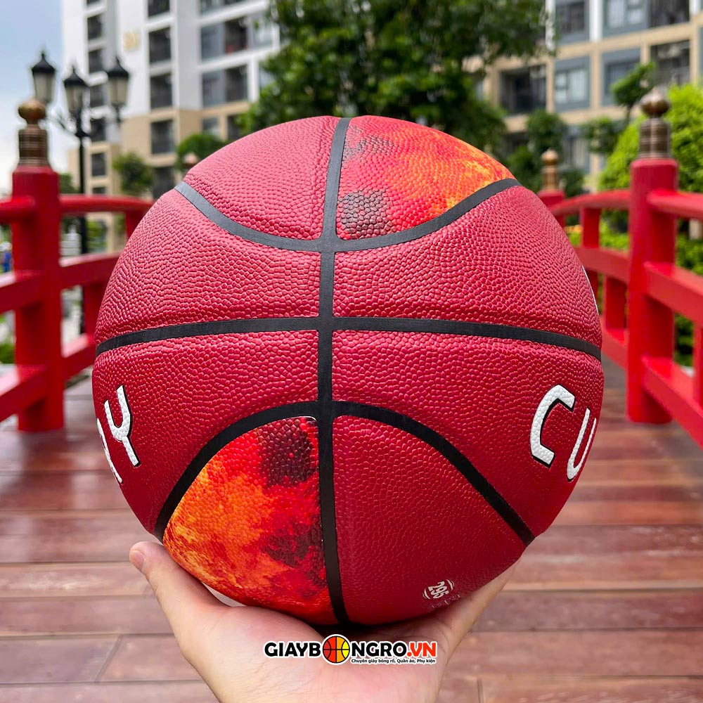 Bóng Da Size 7 UA Curry