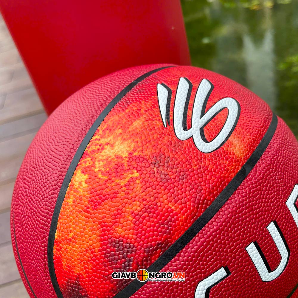 Bóng Da Size 7 UA Curry