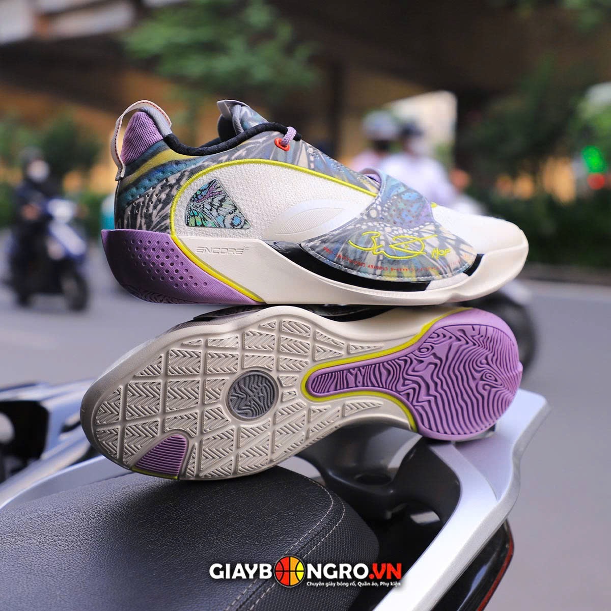Li-Ning Wade All City 13 Encore Butterfly