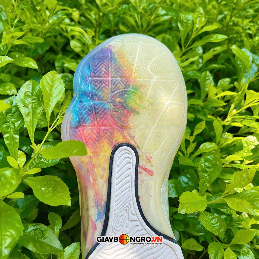Li-Ning Wade All City 13 Encore Firework