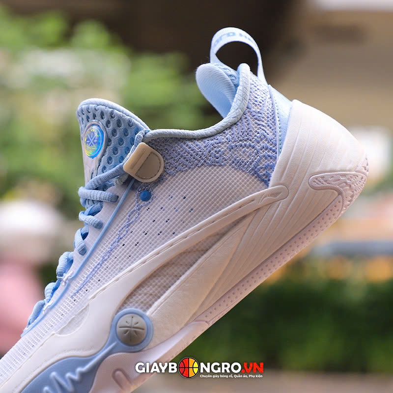 Li-Ning Wade All City 14 Ice Blood