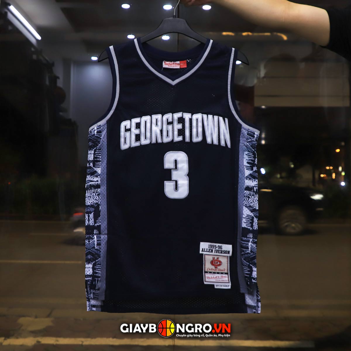 Áo M&N NBA George Town Iverson