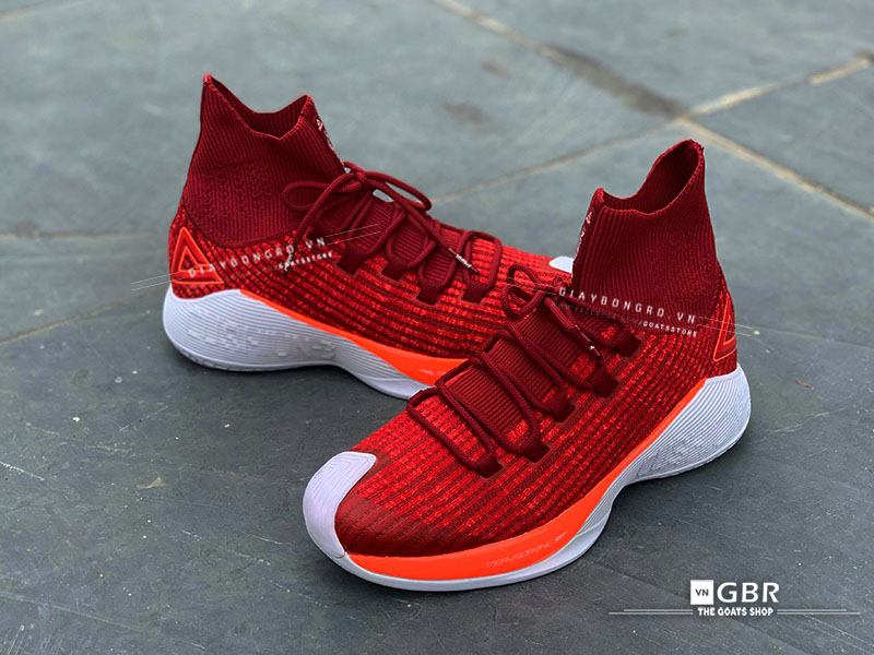 Peak Soaring Knit High Red