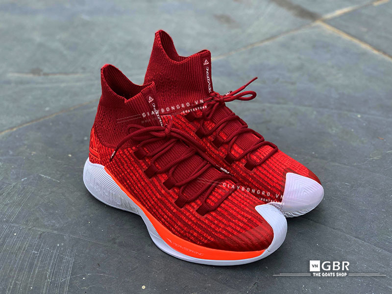 Peak Soaring Knit High Red