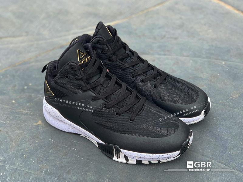 Peak Rising Star Black