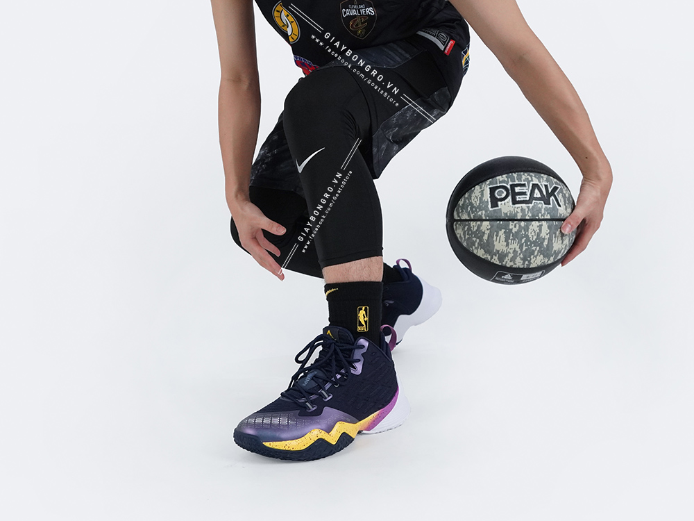 PEAK Streetball Master 3 Wave