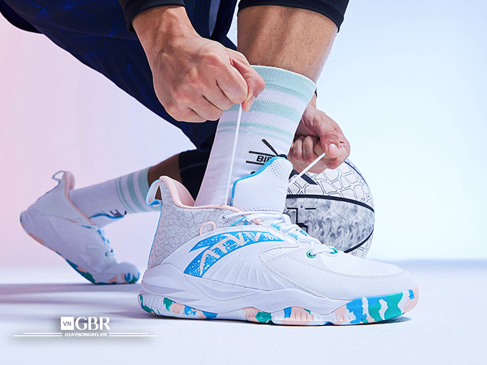 Anta Classic White/Camo