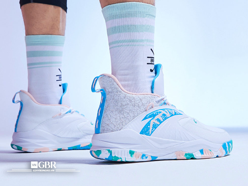 Anta Classic White/Camo