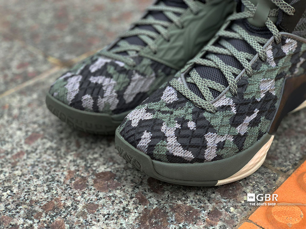 Li-Ning Shadow Walker Camo