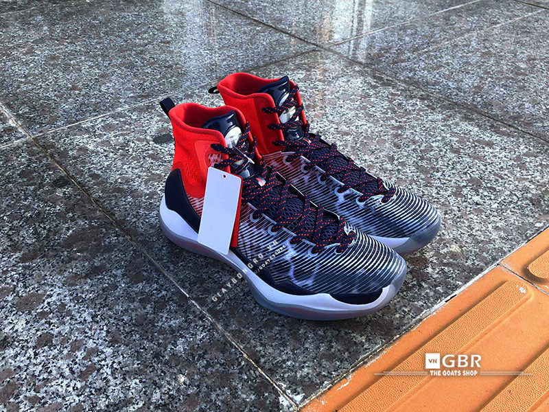 Li-Ning YuShuai 11 Red