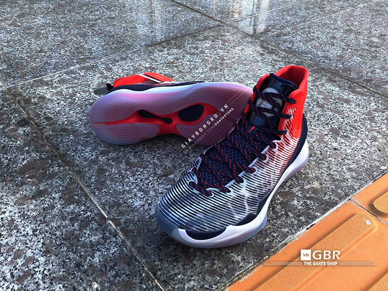 Li-Ning YuShuai 11 Red