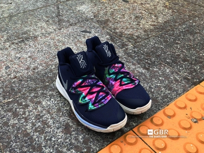 Kyrie 5 Multicolor