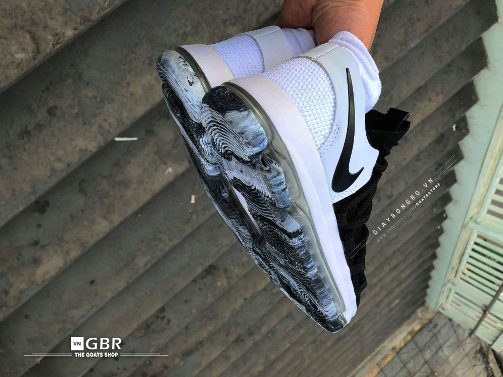 KD 10 Marbled Black/White