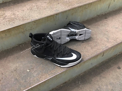 Lebron Ambassador 8 Oreo