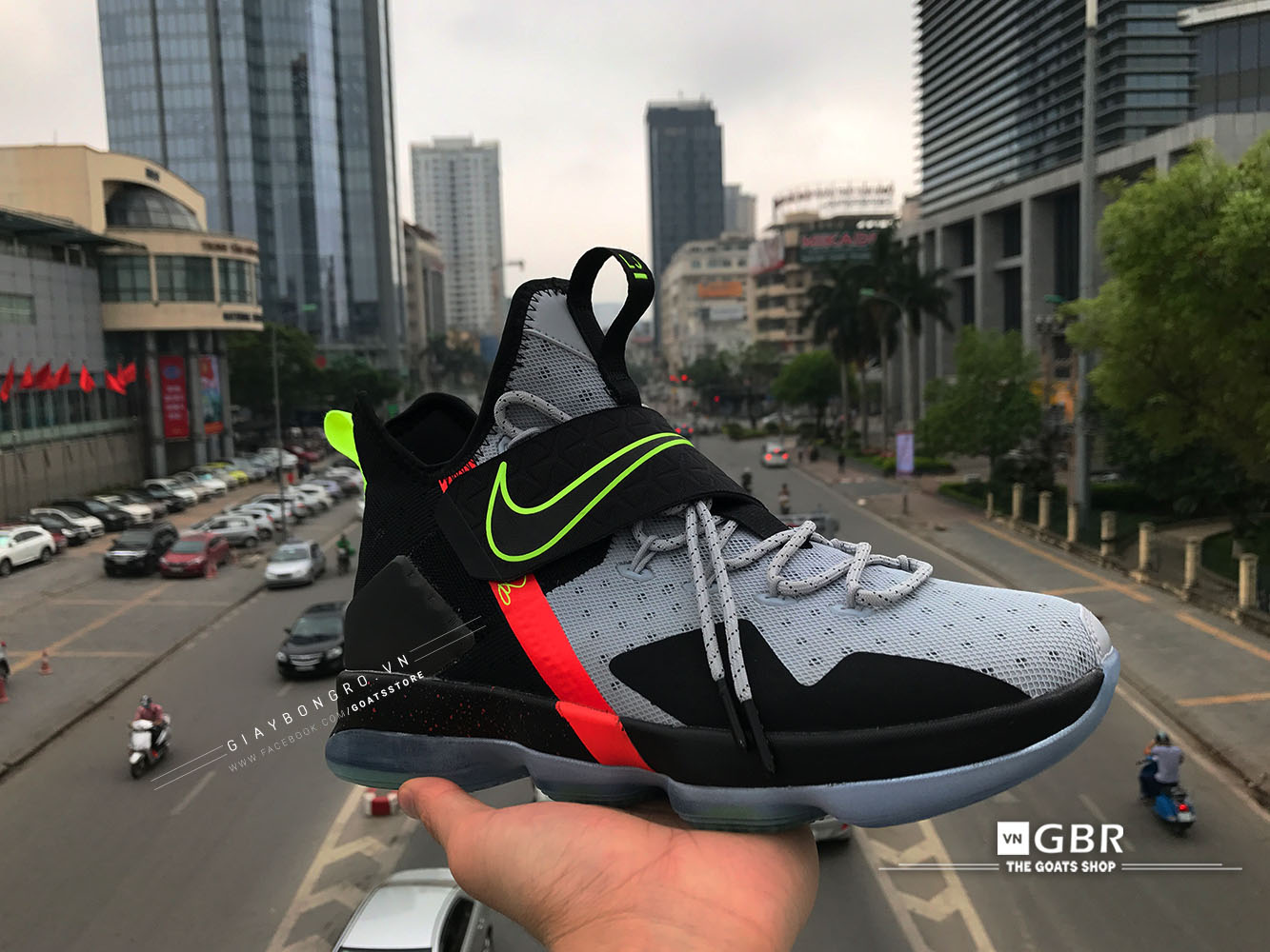 Lebron 14 Out Of Nowhere