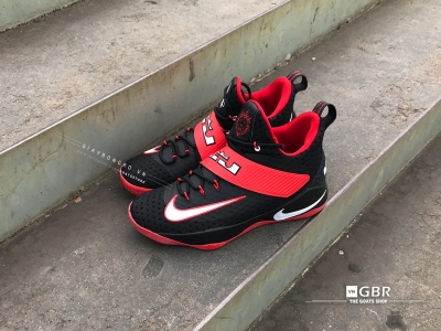 Lebron Ambassador 10 Black Red