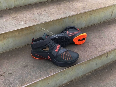 Lebron Soldier 9 Black Orange