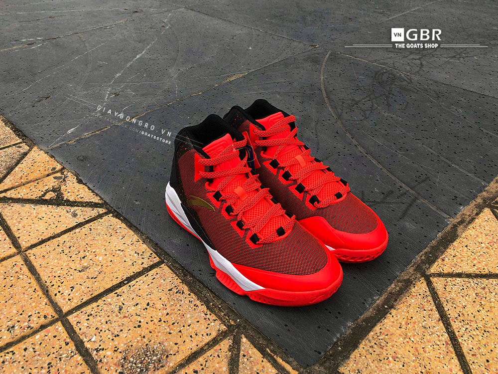 Anta Classic Outdoor Red