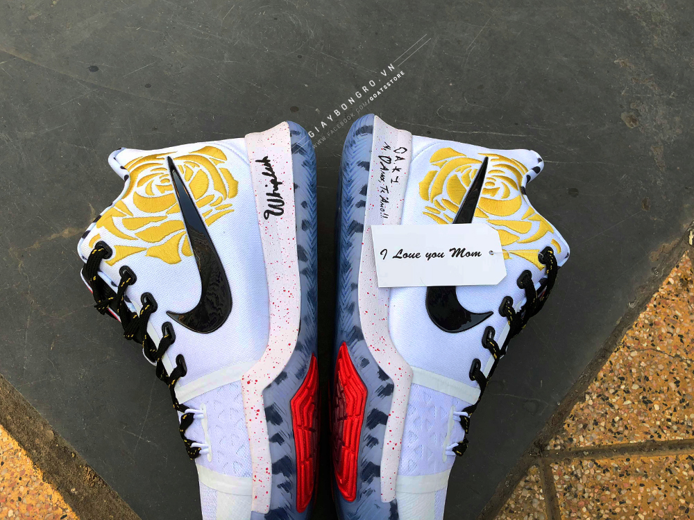 Kyrie 3 Mom PE (Rose Gold)