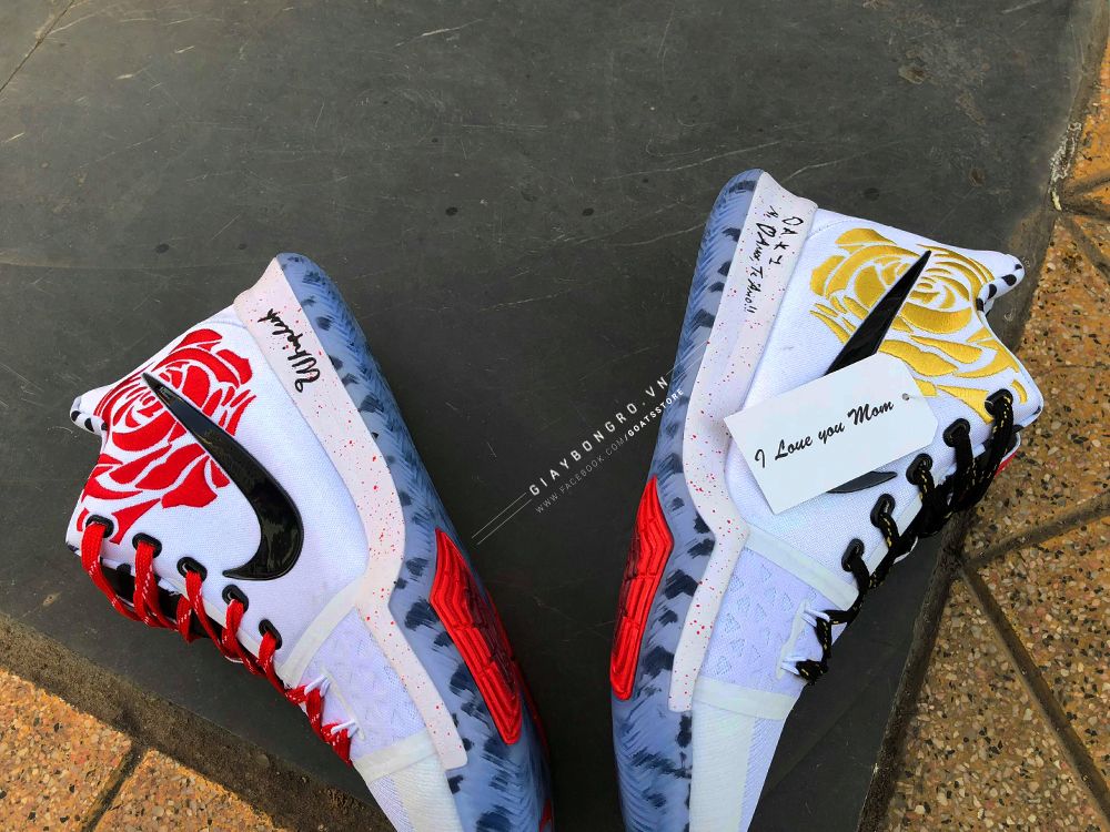 Kyrie 3 Mom PE (Rose Gold)