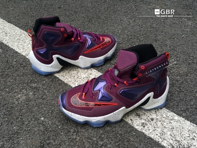 Lebron 13 Purple