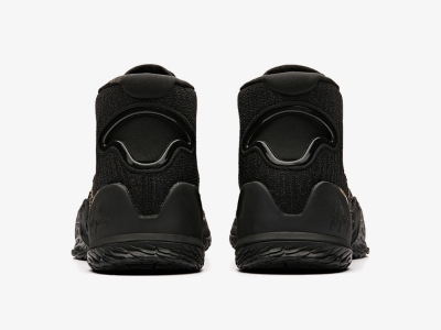 Anta KT3 Final The Chase Away