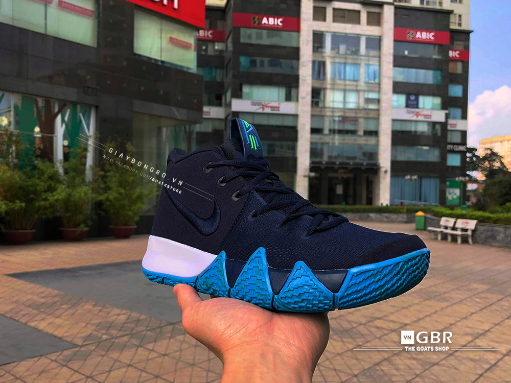 Kyrie 4 Obsidian