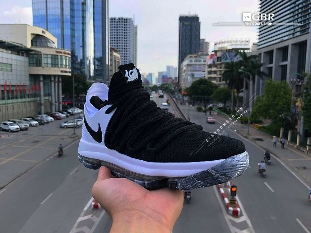 KD 10 Marbled Black/White