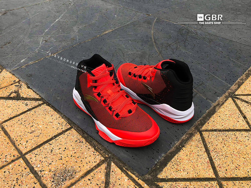 Anta Classic Outdoor Red