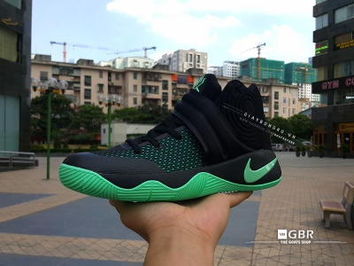  Giày bóng rổ Kyrie 2 Green Glow 