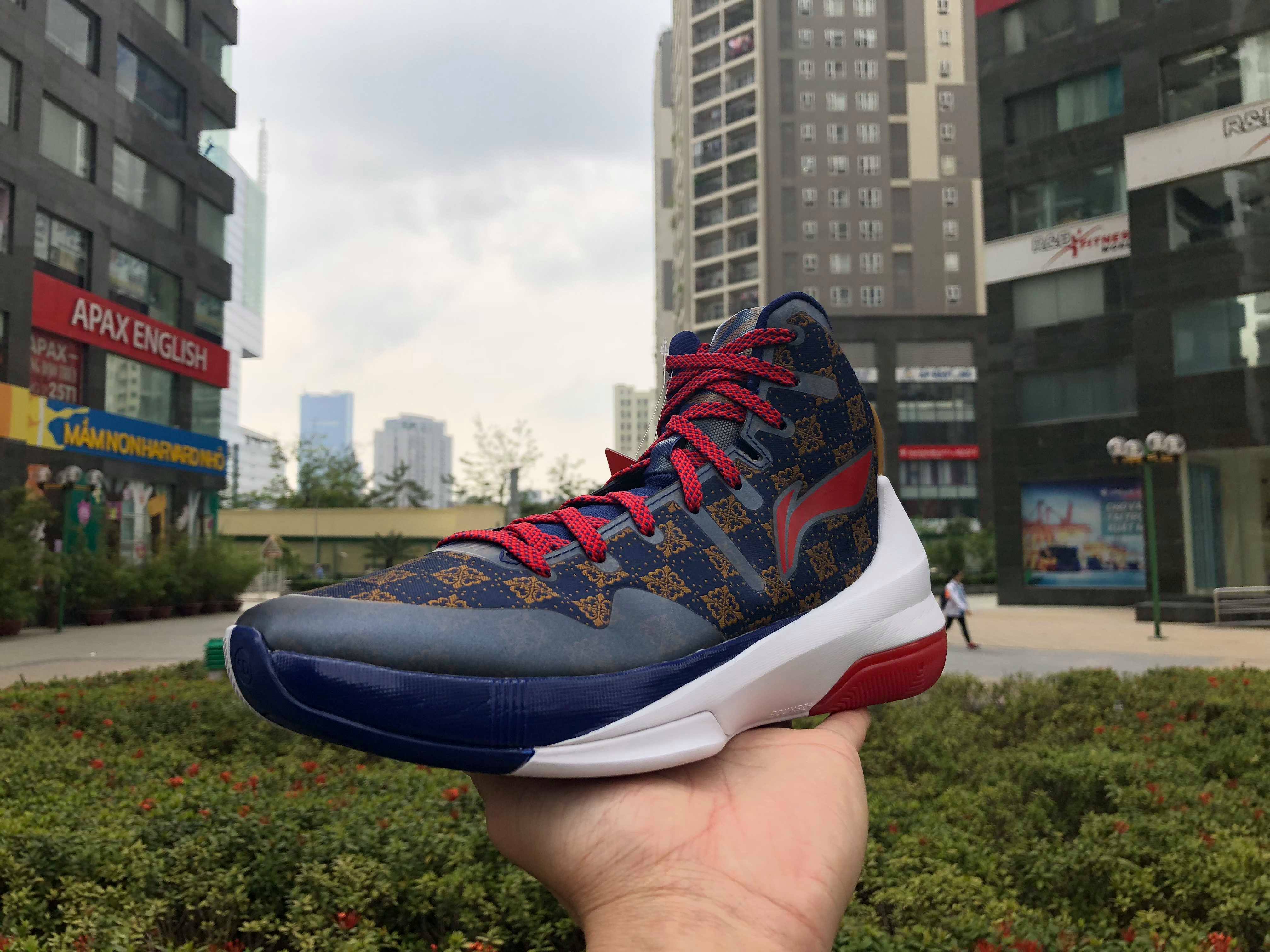 Li Ning High Top CBA boots